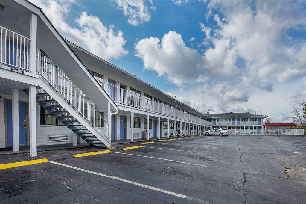 Motel 6 Chattanooga East Экстерьер фото