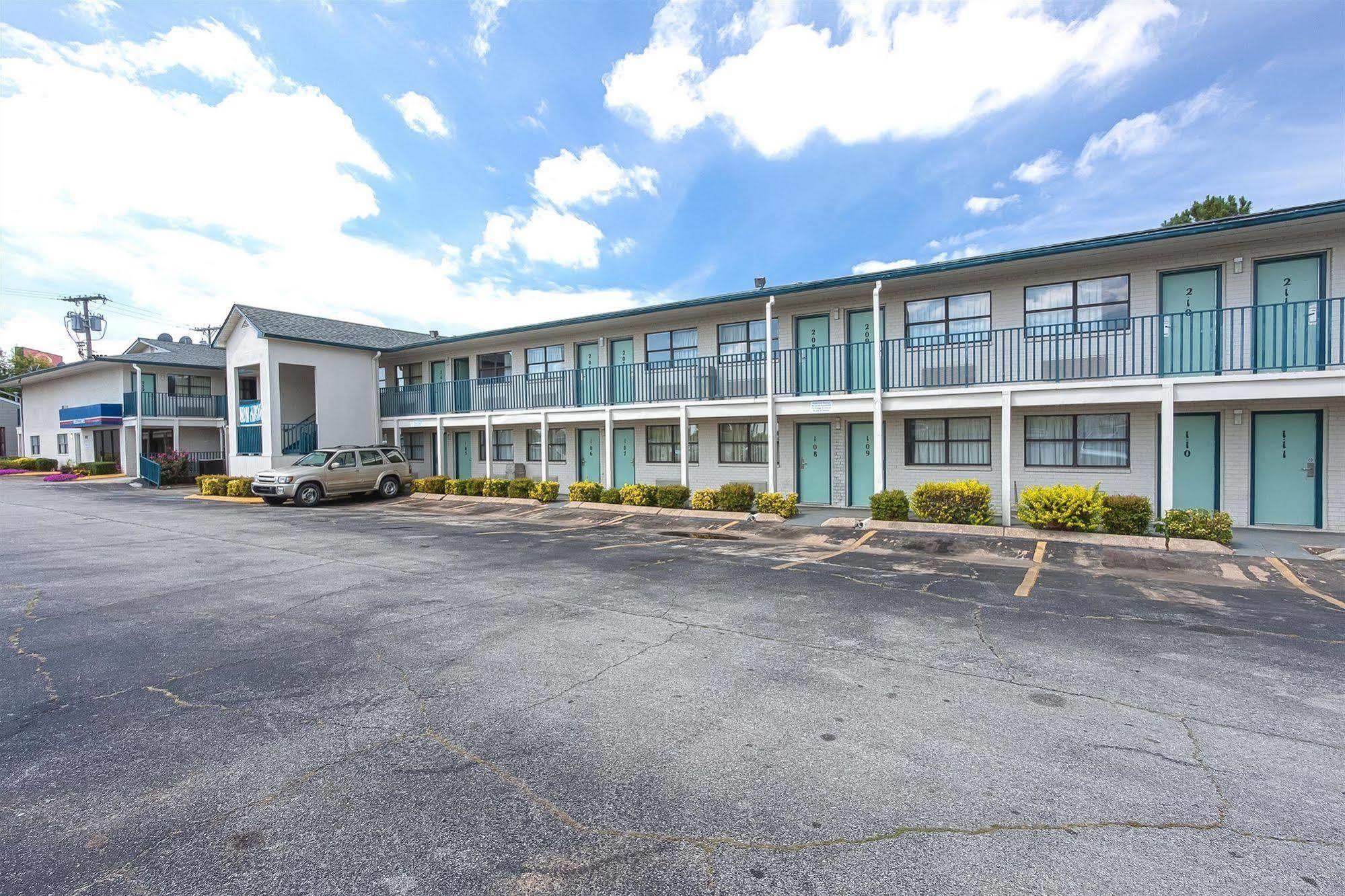 Motel 6 Chattanooga East Экстерьер фото