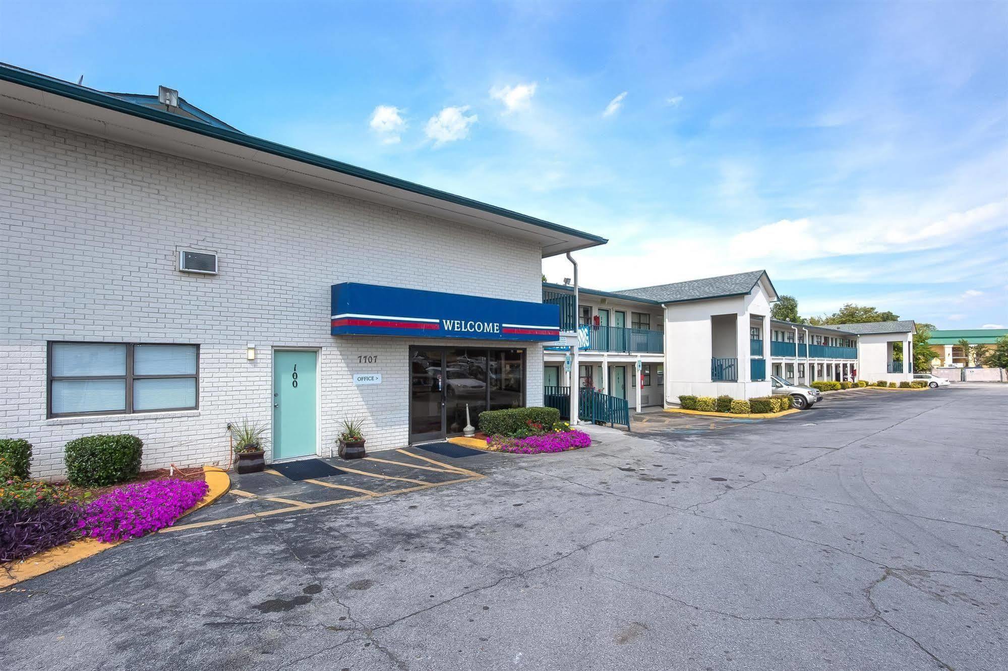 Motel 6 Chattanooga East Экстерьер фото